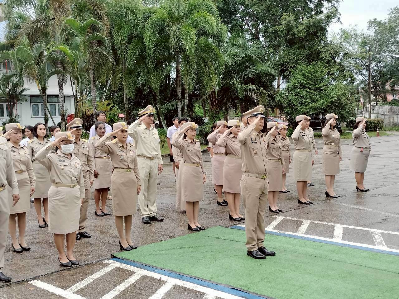 พช.บางกล่ำ ร่วมพิธีเคารพธงชาติ เนื่องในวันพระราชทานธงชาติไทย 28 กันยายน